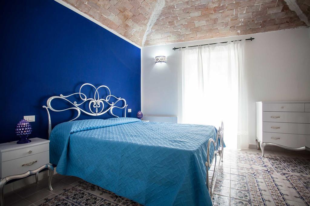 Palazzo Pagliaro Hotel Santo Stefano di Camastra Eksteriør billede