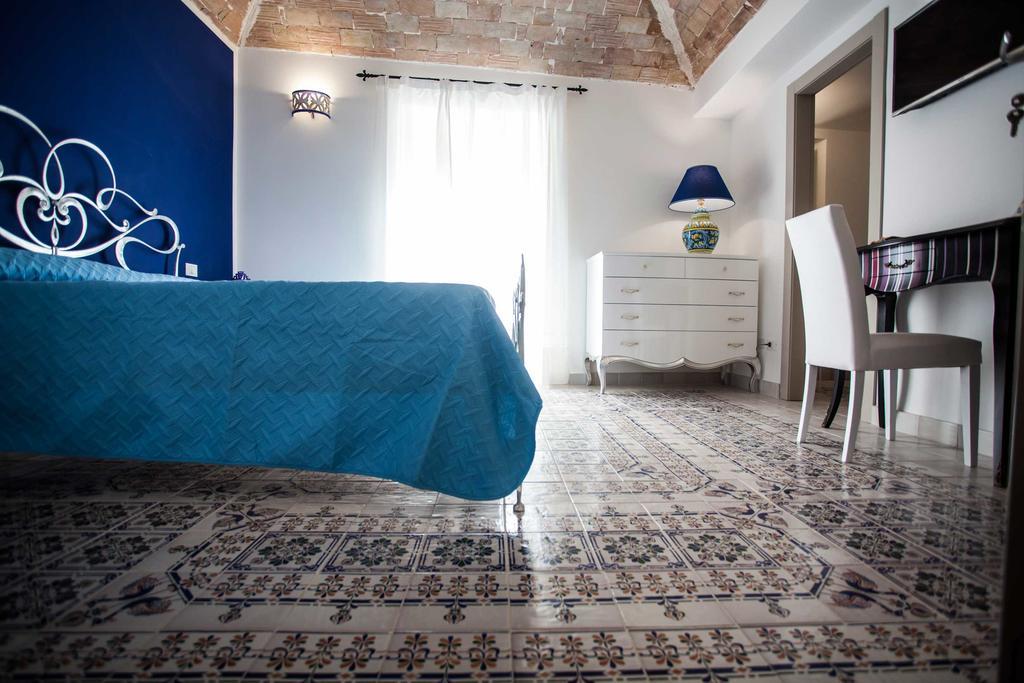 Palazzo Pagliaro Hotel Santo Stefano di Camastra Eksteriør billede