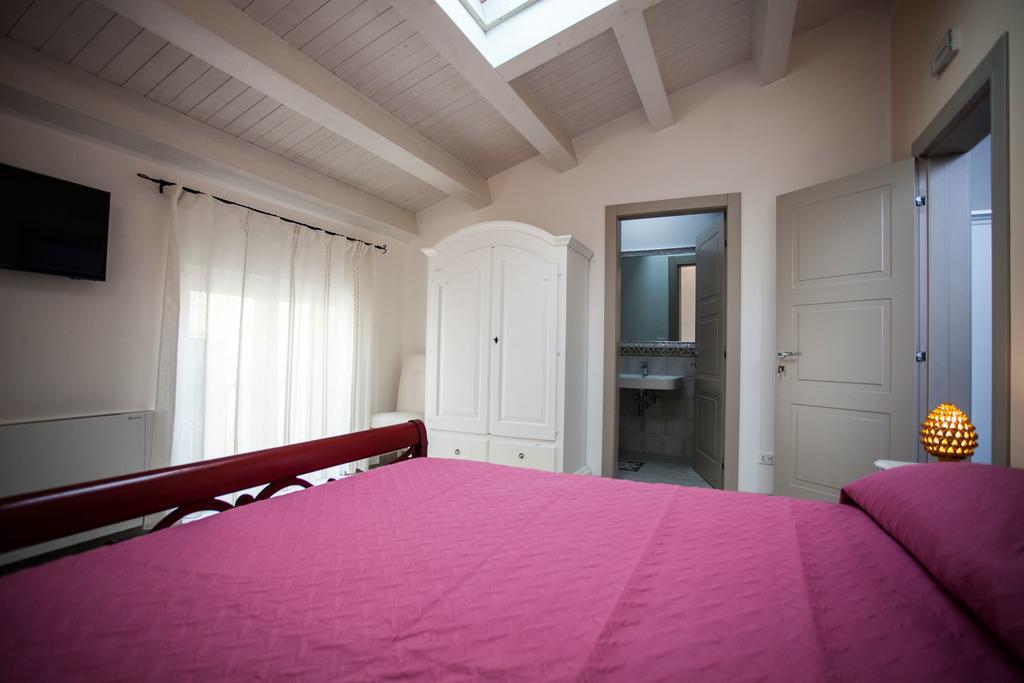 Palazzo Pagliaro Hotel Santo Stefano di Camastra Eksteriør billede